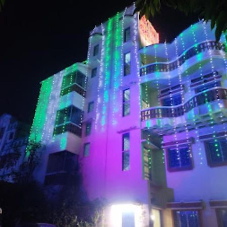 Roxy Inn,Cuttack Eksteriør bilde