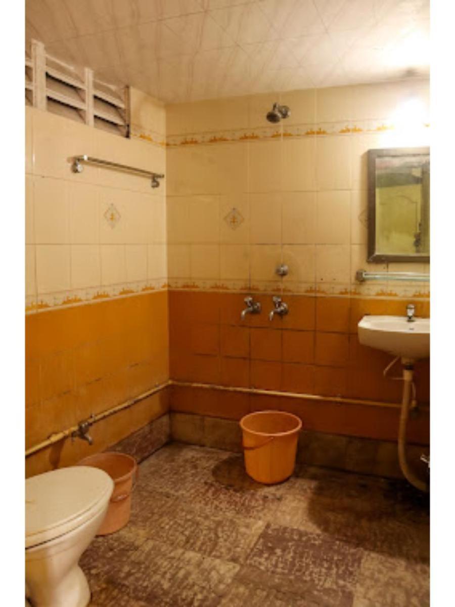 Roxy Inn,Cuttack Eksteriør bilde